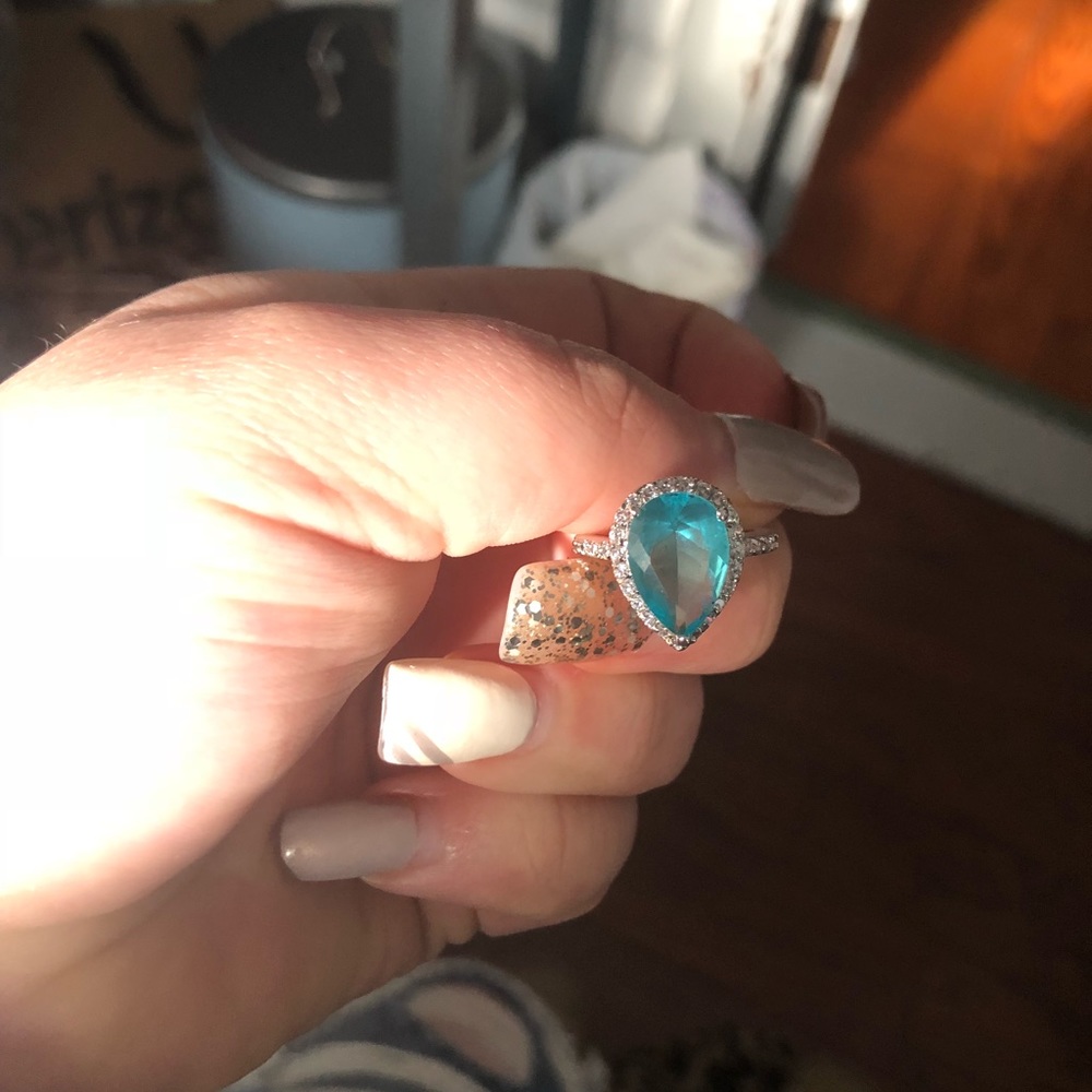 Aqua Ring